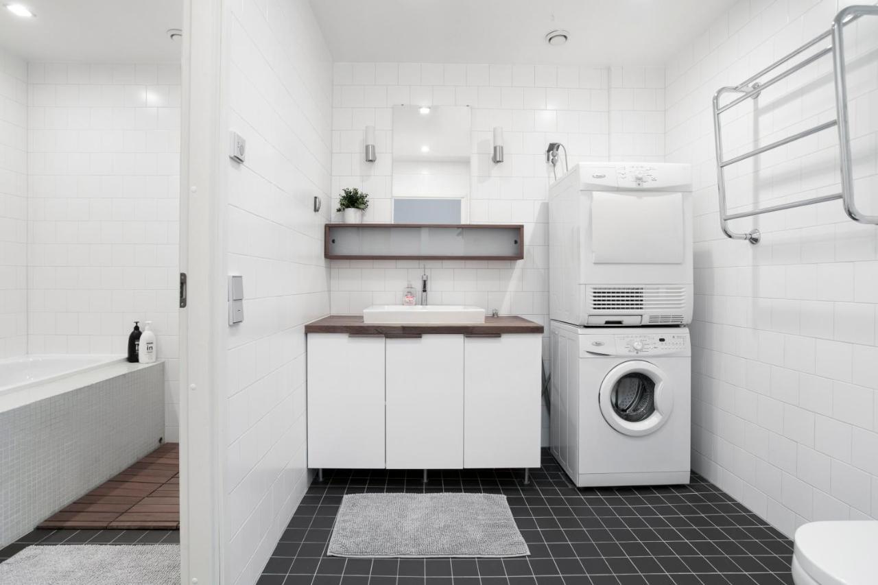 2Ndhomes Loft Apartment With Spa & Balcony By The White Church Helsinki Extérieur photo